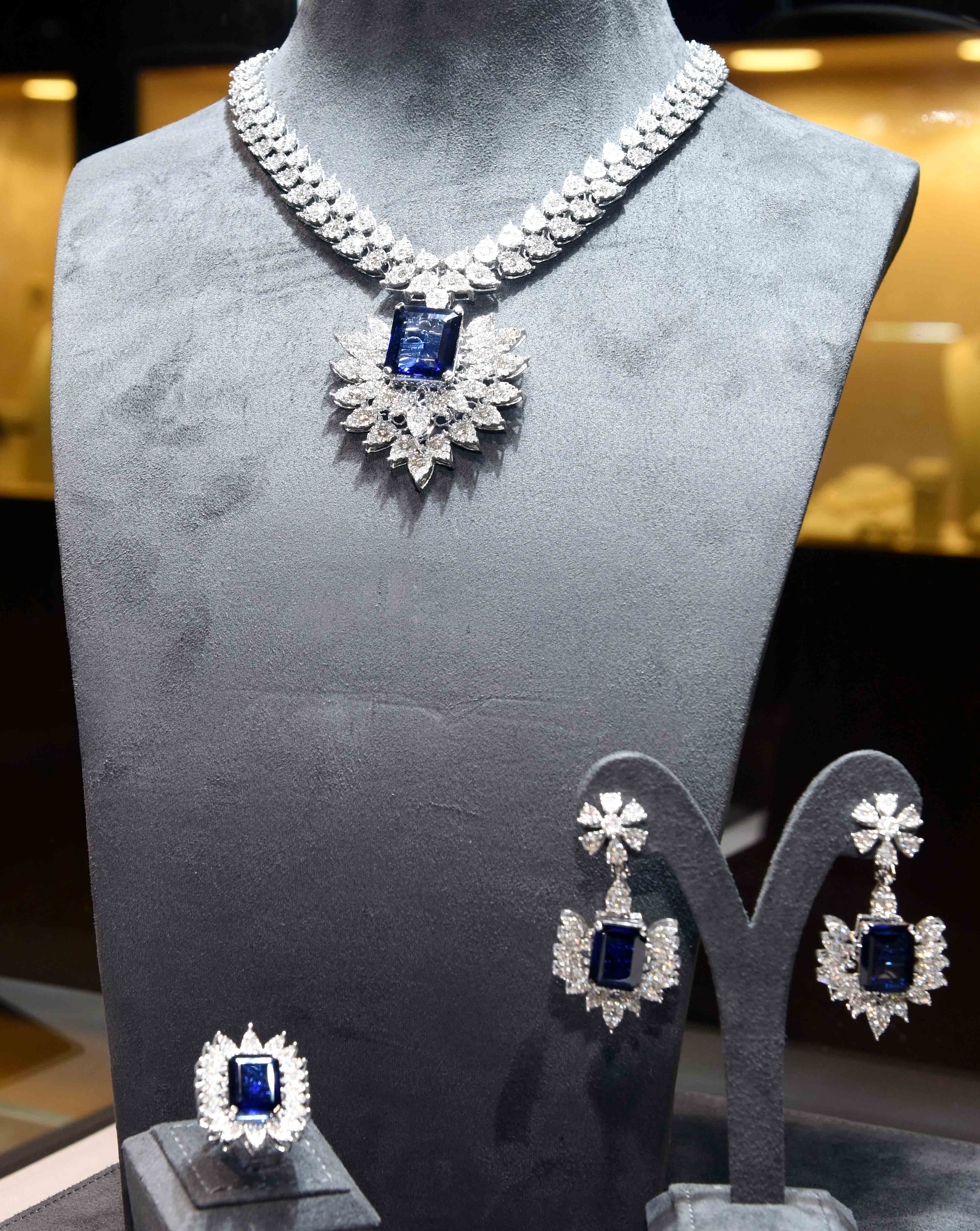 MidEast Watch & Jewellery Show - Sharjah Blog